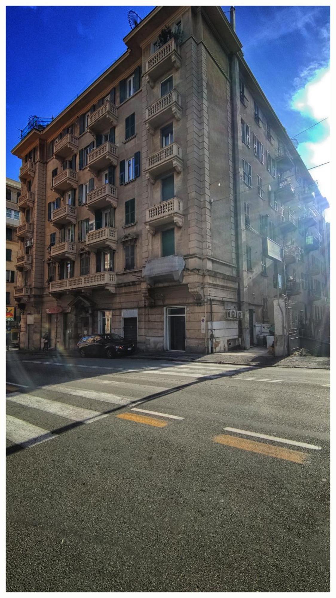 Tra Mare E Centro Apartment Genoa Bagian luar foto